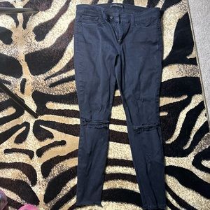 Joe's Jeans Janeane Black Ankle Raw Hem size 31